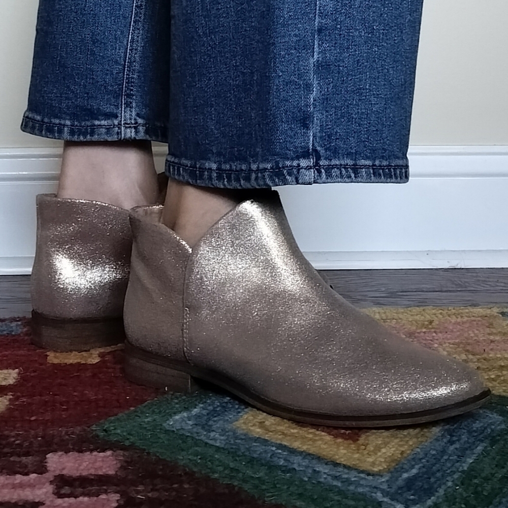 💛 Splendid Metallic Gold Ankle Boots Booties Slip On, Comfy! 9.5